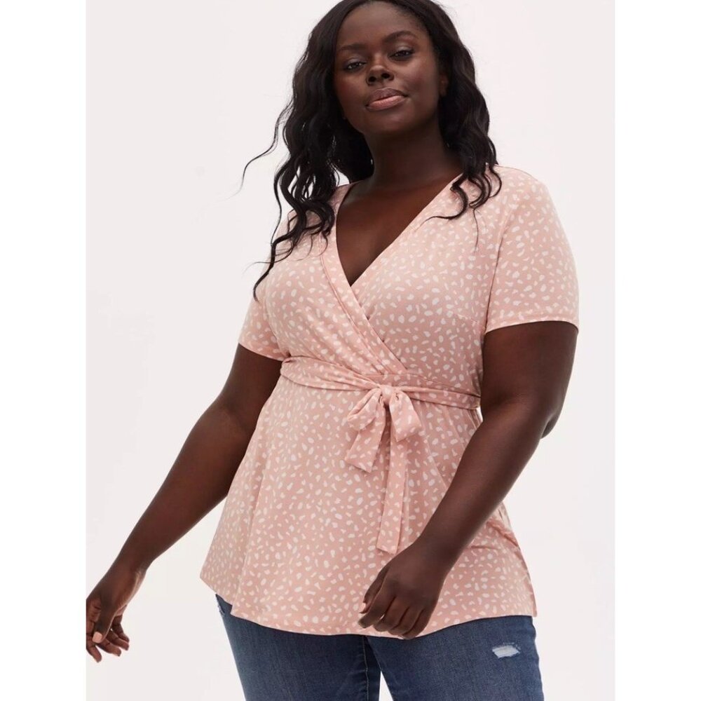 Torrid T-shirt Blouse 1 / 1X Wrap Belted Stretch Pink White Polka Dot Romantic